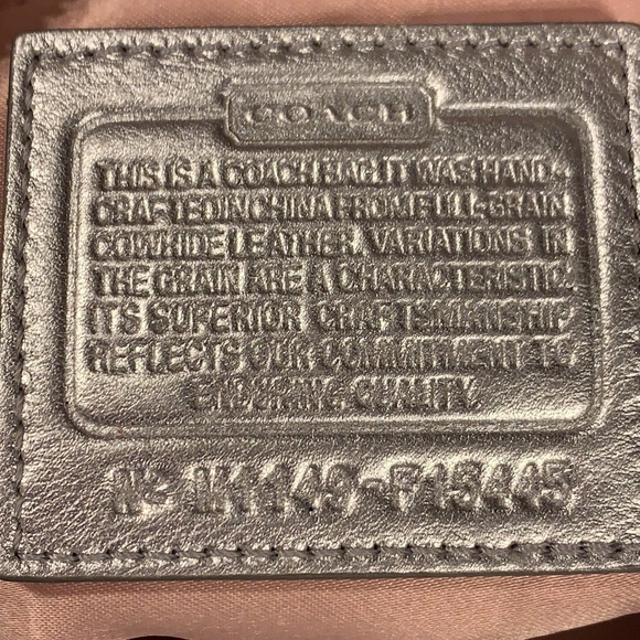 White Coach handbag - Picture 2 of 5